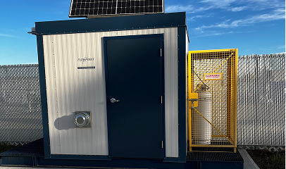 Bulk water dispensing station