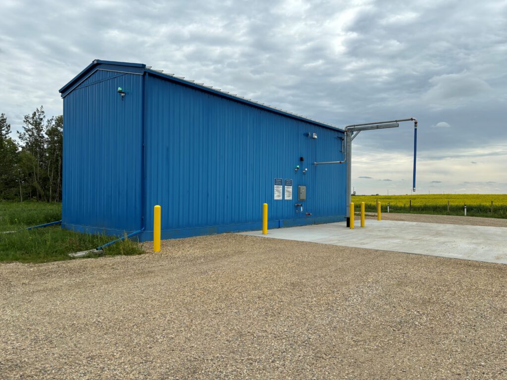 Flowpoint Environmental Systems designs, engineers, manufactures, and supports custom, modular water infrastructure solutions, including:

Above-ground water storage

Pump stations

Chlorination and treatment systems

Cloud-based FUSION™ monitoring

Emergency-ready modular design